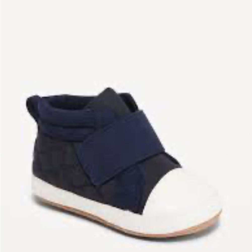 NWOT Old Navy High Top Quilted Blue Textured Sneakers Size 12-18 Months